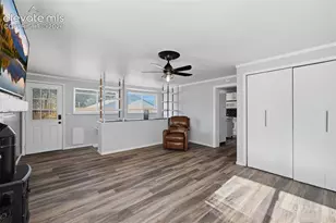 1017 Prairie Rd, Colorado Springs, CO 80909 - Photo 10
