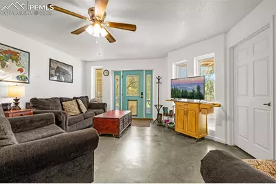 211 Vercelli Drive, Pueblo, CO 81005 - Photo 18