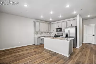 1133 Babette Heights, Colorado Springs, CO 80904 - Photo 8