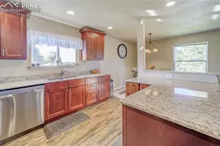 4230 Blueflax Dr, Pueblo, CO 81001 - Photo 10
