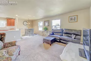 4230 Blueflax Dr, Pueblo, CO 81001 - Photo 6