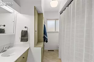 825 Panorama Dr, Colorado Springs, CO 80904 - Photo 16