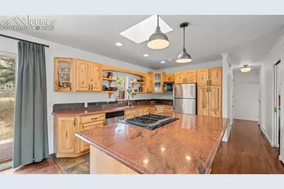 825 Panorama Drive, Colorado Springs, CO 80904 - Photo 12