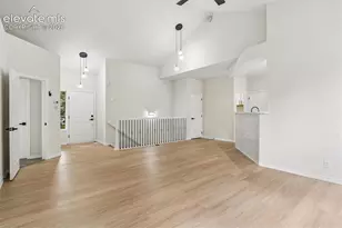 5715 Velvet Ct, Colorado Springs, CO 80918 - Photo 6