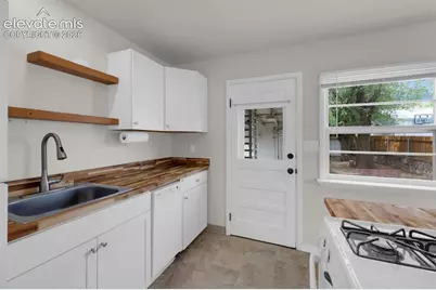2617 Robinson Street, Colorado Springs, CO 80904 - Photo 2