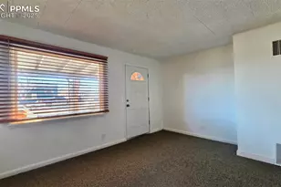 1929 E 15th St, Pueblo, CO 81001 - Photo 12