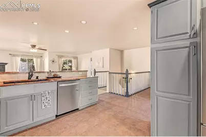 150 Luxury Lane, Colorado Springs, CO 80921 - Photo 6