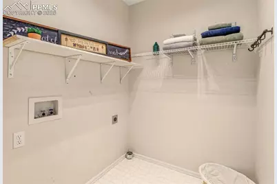 150 Luxury Lane, Colorado Springs, CO 80921 - Photo 20