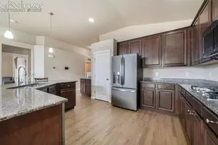 7296 Alpine Daisy Dr, Colorado Springs, CO 80925 - Photo 10