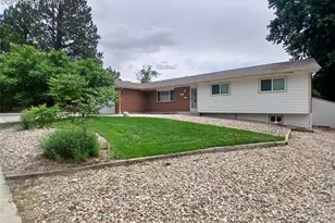 4017 N Loring Cir, Colorado Springs, CO 80909 - Photo 2