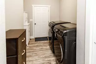 1317 N Vermillion Ct, Pueblo, CO 81007 - Photo 22