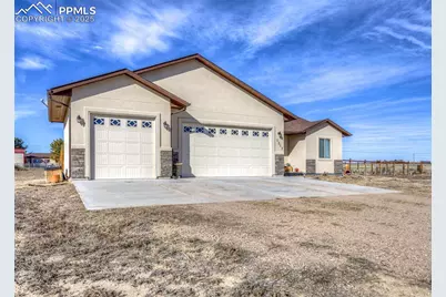 1317 N Vermillion Court, Pueblo, CO 81007 - Photo 2