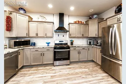 1317 N Vermillion Court, Pueblo, CO 81007 - Photo 14