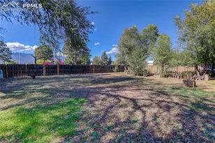 3905 Colony Hills Cir, Colorado Springs, CO 80916 - Photo 18