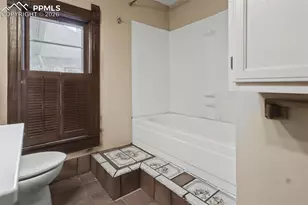 1513 W Cucharras St, Colorado Springs, CO 80904 - Photo 14