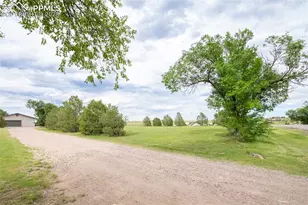 11170 Peaceful Valley Rd, Colorado Springs, CO 80925 - Photo 42