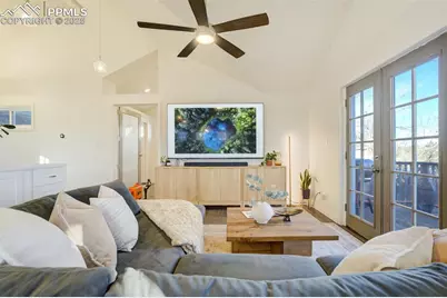 114-1/2 N 7th Street, Colorado Springs, CO 80905 - Photo 8