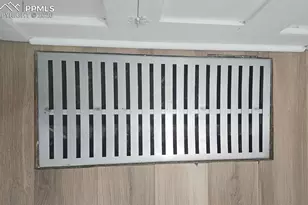 1513 E 4th St, Pueblo, CO 81001 - Photo 24