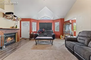 321 W Linden Ave, Pueblo, CO 81007 - Photo 6