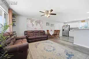 1212 Rainier Dr, Colorado Springs, CO 80910 - Photo 4