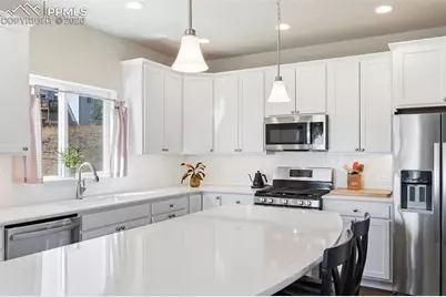 5324 Sky Top Lane, Colorado Springs, CO 80918 - Photo 10