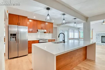 7074 Oak Valley Drive, Colorado Springs, CO 80919 - Photo 6