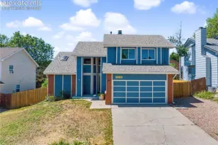 3483 Mountainside Dr, Colorado Springs, CO 80918 - Photo 2