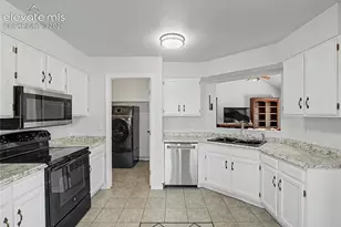 3483 Mountainside Dr, Colorado Springs, CO 80918 - Photo 14