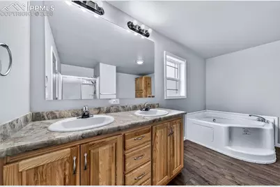 736 Indiana Avenue, Limon, CO 80828 - Photo 22