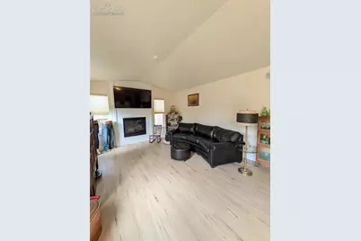 4660 Skylark Road, Colorado Springs, CO 80916 - Photo 8