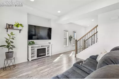 9666 Lone Oak Lane, Colorado Springs, CO 80927 - Photo 8