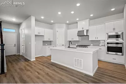 9286 Wolf Valley Drive, Colorado Springs, CO 80924 - Photo 2