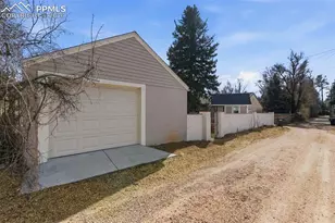 1436 Alamo Ave, Colorado Springs, CO 80907 - Photo 32