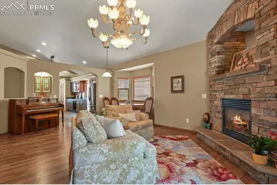 2563 Integrity Court, Colorado Springs, CO 80918 - Photo 8