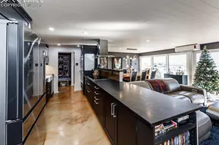 411 Lakewood Circle, Colorado Springs, CO 80910 - Photo 8