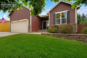 3370 Harbor Island Dr, Colorado Springs, CO 80920 - Photo 4