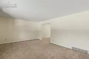 265 Silver Spring Dr, Colorado Springs, CO 80919 - Photo 6