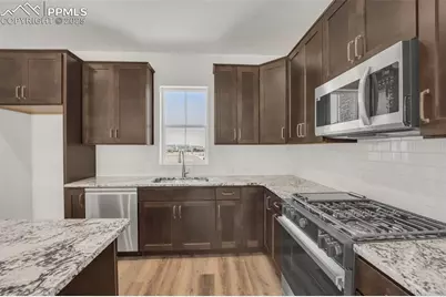 8156 Manor House Way, Colorado Springs, CO 80908 - Photo 12