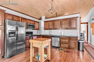 89 E Cactus Dr, Canon City, CO 81212 - Photo 4