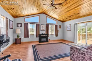 89 E Cactus Dr, Canon City, CO 81212 - Photo 6