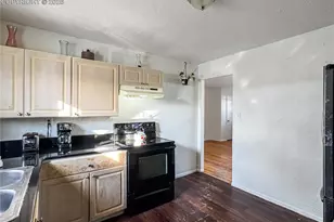 141 Esther Dr, Colorado Springs, CO 80911 - Photo 8