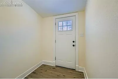 2423 W St Vrain Street, Colorado Springs, CO 80904 - Photo 4