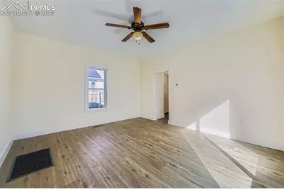 2423 W St Vrain Street, Colorado Springs, CO 80904 - Photo 12