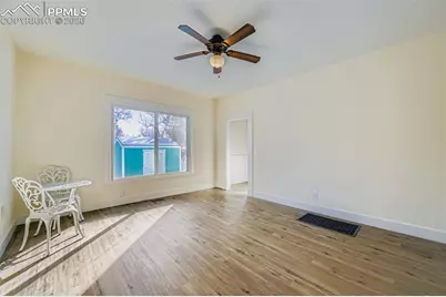 2423 W St Vrain Street, Colorado Springs, CO 80904 - Photo 6