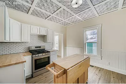 2423 W St Vrain Street, Colorado Springs, CO 80904 - Photo 14