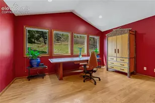 1055 Hidden Valley Rd, Colorado Springs, CO 80919 - Photo 8