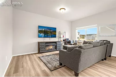 6172 Godwit Lane, Colorado Springs, CO 80925 - Photo 8