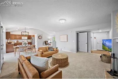 6525 Leesburg Road, Colorado Springs, CO 80922 - Photo 16