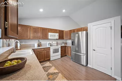 6525 Leesburg Road, Colorado Springs, CO 80922 - Photo 12