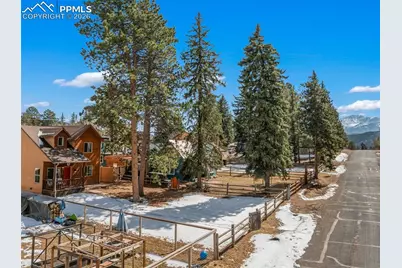 509 N Center Street, Woodland Park, CO 80863 - Photo 2